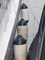 Phao Đệm chống va đập cho tàu thuyền Mastersea, mã F2, kích thước 22 x 66 cm, dùng cho tàu Cano Dưới 10 mét