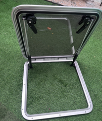 Cửa Nóc Khung Nhôm, Kính Acrylic, Kích Thước trong (442x442)mm, ngoài (507x507)mm, Mã: BS0095AA44, Dùng cho Tàu Thuyền, Không Hiệu, Hàng mới 100%