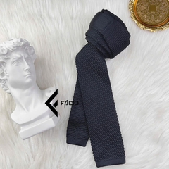 Cà vạt len tự thắt đầu bằng C023 đen