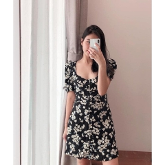 Váy hoa cúc Zara có sẵn auth new tag
