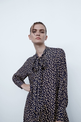 Váy dáng dài shirt dress chấm bi vàng nơ cổ Zara Auth New Tag có sẵn 8589/098 8589098