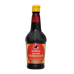 Nước tương Thượng Hạng Nam Dương chai 210ml