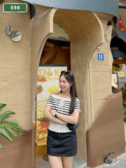 Number 598: MASSAGE SERVICES AT HOME AND HOTEL IN DA NANG (VIETNAM)