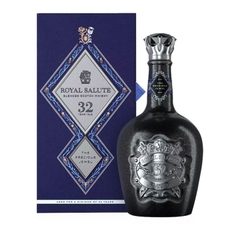 Rượu whisky pha trộn Scotland Royal Salute 32 năm
