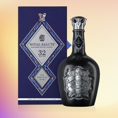 Rượu whisky pha trộn Scotland Royal Salute 32 năm