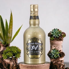 Rượu whisky pha trộn Scotland Chivas Regal XV 15 năm