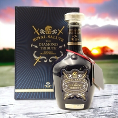 Rượu whisky pha trộn Scotland Royal Salute The Diamond Tribute
