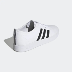 [Chính hãng] Giày thể thao nam Adidas Men's Easy Vulc 2.0 FW2733