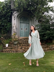 VELLE DESIGN Đầm Aimee chất liệu tơ ý ánh kim
