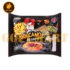 Mì xào Volcano vị gà phô mai (màu đen) gói 118g