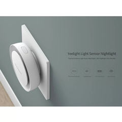 Đèn ngủ cảm biến ánh sáng cắm sạc Yeelight