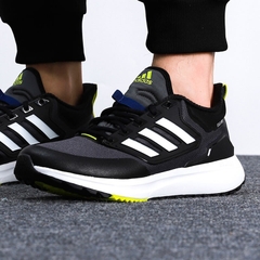 Giày Adidas Nam Màu Đen | H00496