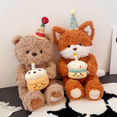 Gấu bông ôm bánh sinh nhật Bear Cake