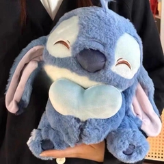 Gấu bông Stitch ôm tim