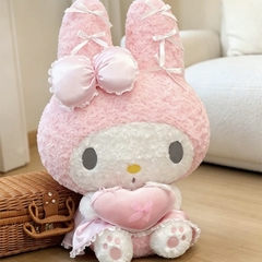 Gấu bông Melody ôm tim