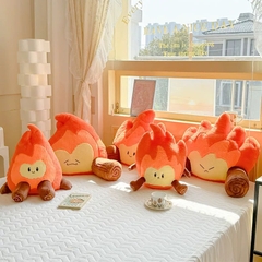 Gấu bông tựa lưng lửa Calcifer