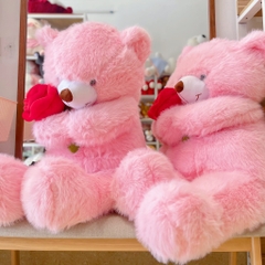 Teddy lông kim ôm hoa