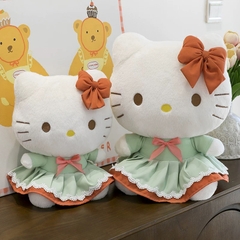 Gấu bông Hello Kitty váy xanh