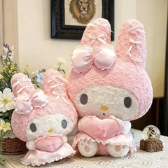 Gấu bông Melody ôm tim