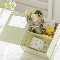 Hộp quà cốc hoa cao cấp Sunny Gift