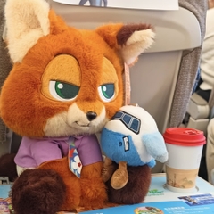 Gấu bông Nick & Judy trong Zootopia 2