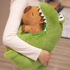 Gấu bông Capybara cá sấu