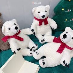 Gấu bắc cực quàng khăn đỏ