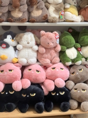 Gối ôm mèo mắt xéo Neko Chan 60cm