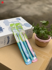 Bàn chải đánh răng KAO trẻ em từ 3 - 8 tuổi