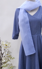 Váy liền thân cổ nơ