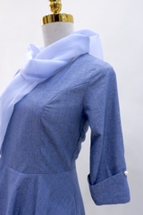 Váy liền thân cổ nơ