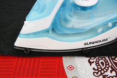 Bàn ủi hơi nước Sunhouse SHD2065