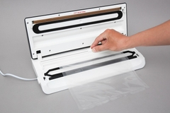 Máy hút chân không Bluestone VSB2735