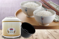 Nồi cơm điện Sunhouse SHD830