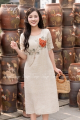 SONO - Đầm linen nút bọc tay thêu hoa mẫu đơn