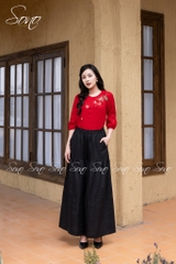 SONO - Áo linen tay lỡ thêu nhành hoa rơi