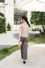 SONO - Áo linen cổ tròn thêu cây cỏ