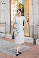 SONO - Đầm linen thêu cúc trắng nút gỗ sau