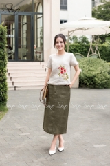 SONO - Áo linen thêu cành hoa đỏ