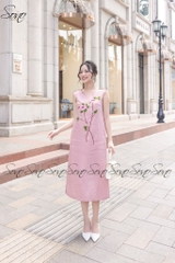 SONO - Đầm linen 5 nút vai thêu hoa hồng đặc