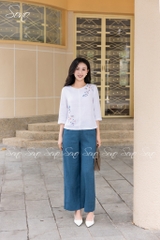 SONO - Áo linen tay lỡ thêu hoa tím đối xứng