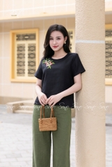 SONO - Áo linen thêu quả dâu