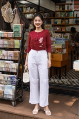 SONO - Áo linen thêu cành hoa đột chỉ cổ