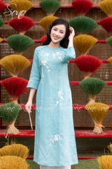 SONO - Áo dài linen thêu hoa trắng toàn thân