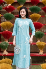 SONO - Áo dài linen thêu hoa trắng toàn thân