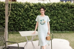 SONO - Đầm linen có tay thêu hoa bướm