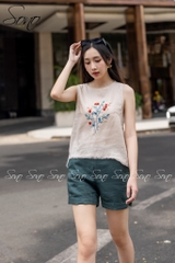 SONO - Áo linen sát nách thêu hoa tua rua