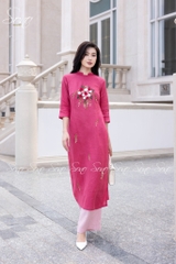 SONO - Áo dài hồng thêu quấn bông