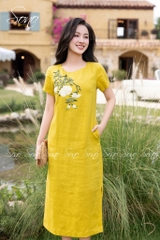 SONO - Đầm linen có tay thêu 5 nhánh hoa đặc