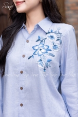 SONO - Áo sơ mi linen thêu hoa bên ngực